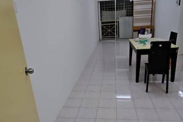 Pangsapuri Damai, Subang Bestari