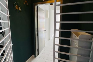 The Residence 1 @ Tiara South