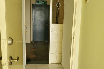 Vista Pinggiran, Taman Pinggiran Putra