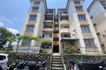 Sri Melor (Mulberry Court) Apartment, Ukay Perdana