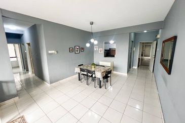 Laman Tasik Condominium