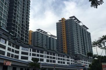 Vista Alam Serviced Apartment