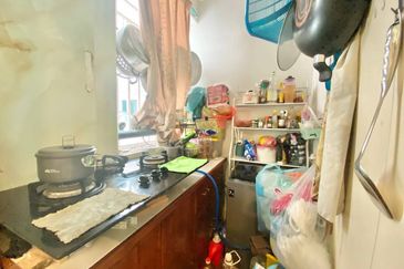 Vista Alam Serviced Apartment