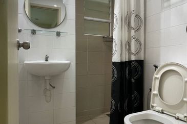 The Zest @ Kinrara 9