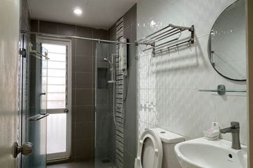 The Zest @ Kinrara 9