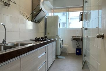 The Zest @ Kinrara 9