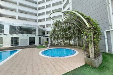 Residensi Legendview