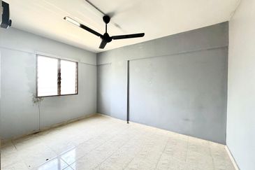 Aman Putra Apartment