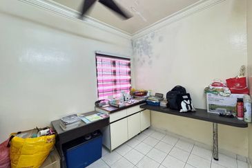 Pangsapuri Bayu Suria (Summerfields Apartments)