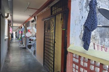 Taman Sri Batu Caves