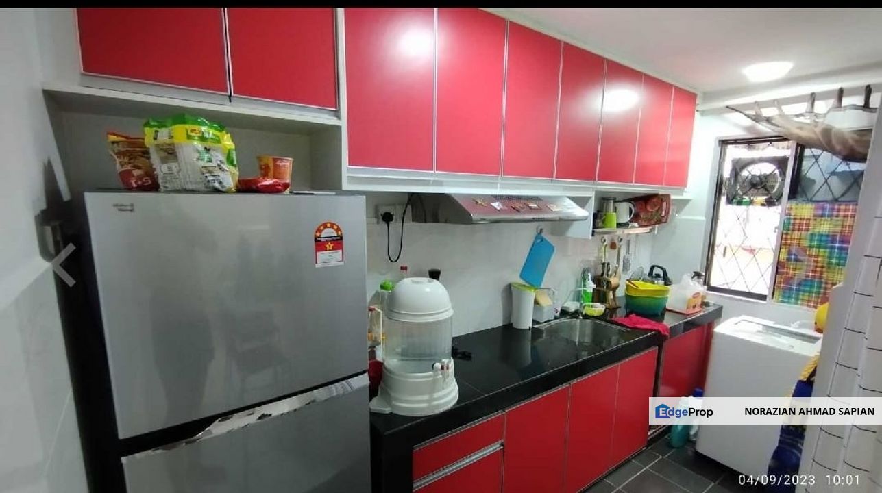 Pandan Jaya Low Cost Flat For Sale Partly Renovated, Selangor, Pandan Jaya