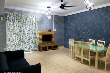 Persiaran Puncak Alam 1 