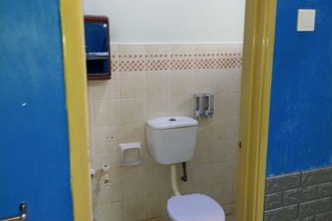 Persiaran Puncak Alam 1 