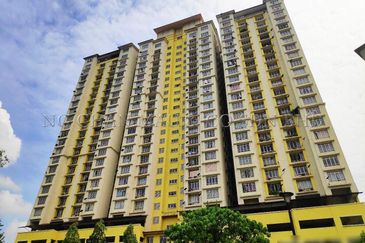 Casa Prima Condominium