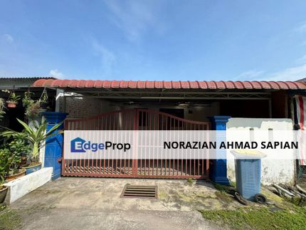 Taman Beringin Single Storey For Sale Partly Renovated, Selangor, Banting