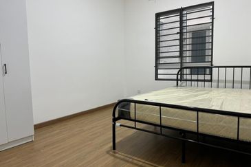 Residensi Anggerik Wira