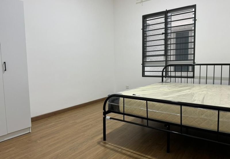 Residensi Anggerik Wira