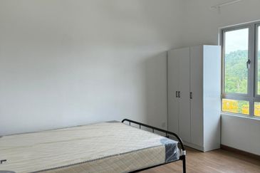 Residensi Anggerik Wira