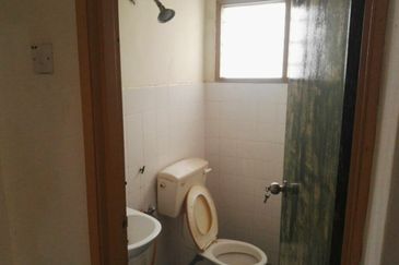 Cempaka Apartment (Taman Bunga Raya)