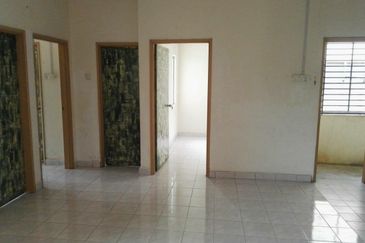 Cempaka Apartment (Taman Bunga Raya)