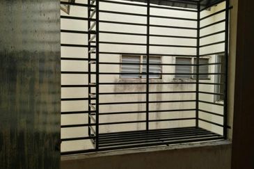 Cempaka Apartment (Taman Bunga Raya)