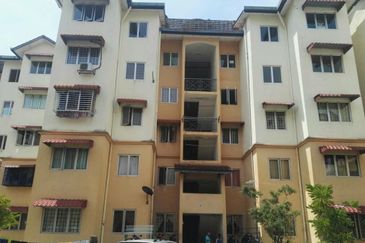 Cempaka Apartment (Taman Bunga Raya)