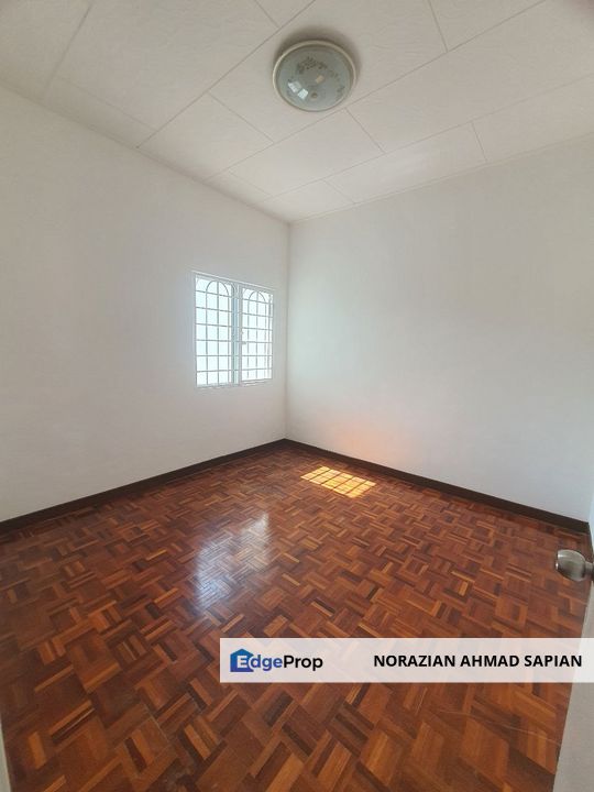 Seksyen 7 Bangi Double Storey For Sale Spacious Unit, Selangor, Bangi