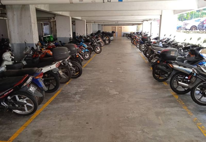 Jelutong Apartment, Selayang Heights