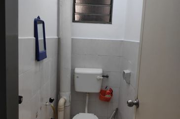 Jelutong Apartment, Selayang Heights