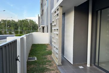 Casa Embun, Cybersouth