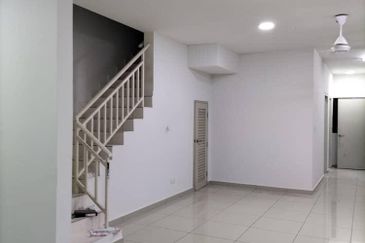 Laman Delfina @ Nilai Impian