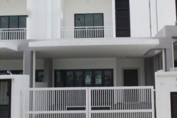 Laman Delfina @ Nilai Impian