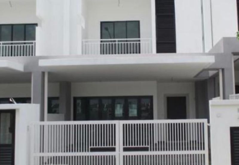 Laman Delfina @ Nilai Impian