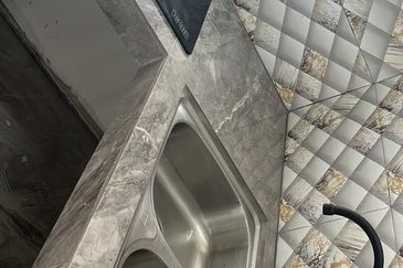 Laman Delfina @ Nilai Impian