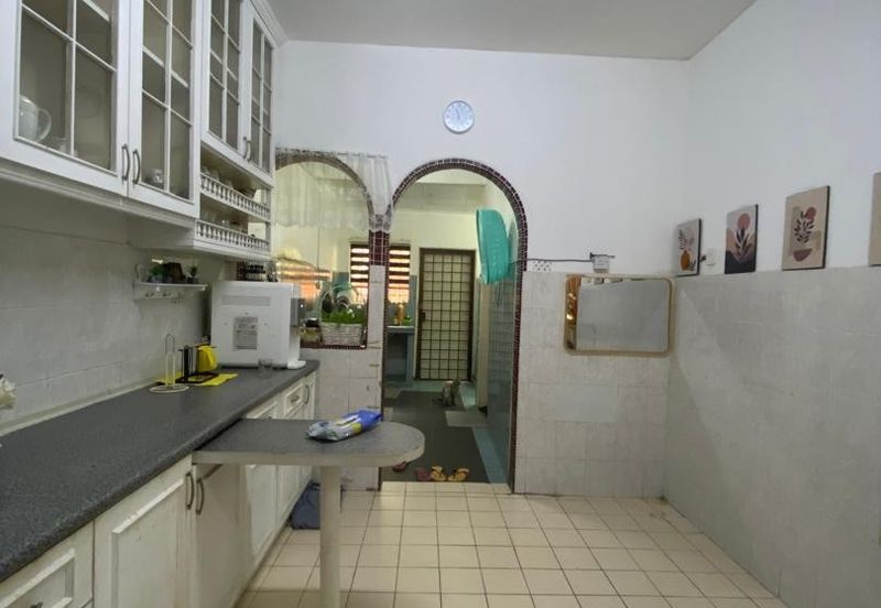 Bandar Tun Hussein Onn