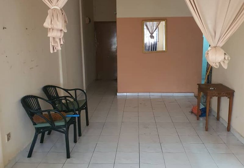 Pangsapuri Jati, Seri Kembangan