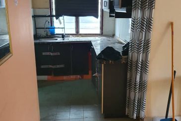 Pangsapuri Jati, Seri Kembangan