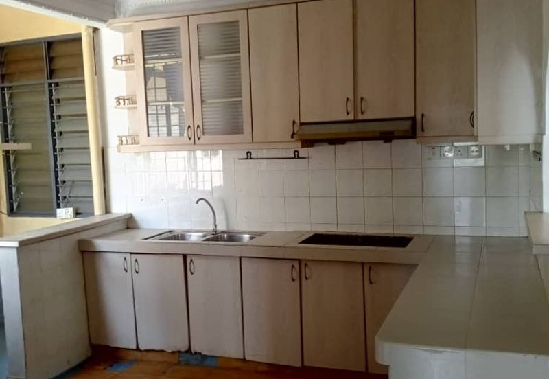 Sri Baiduri Apartment