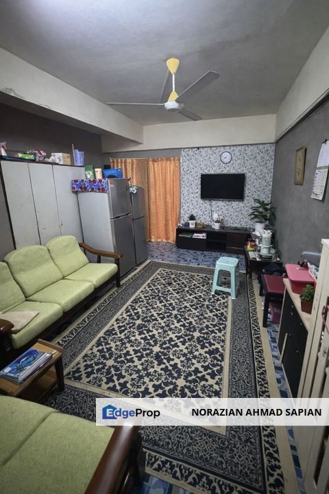 Sandalwood Court Apartment For Sale Lower Floor, Selangor, Rawang