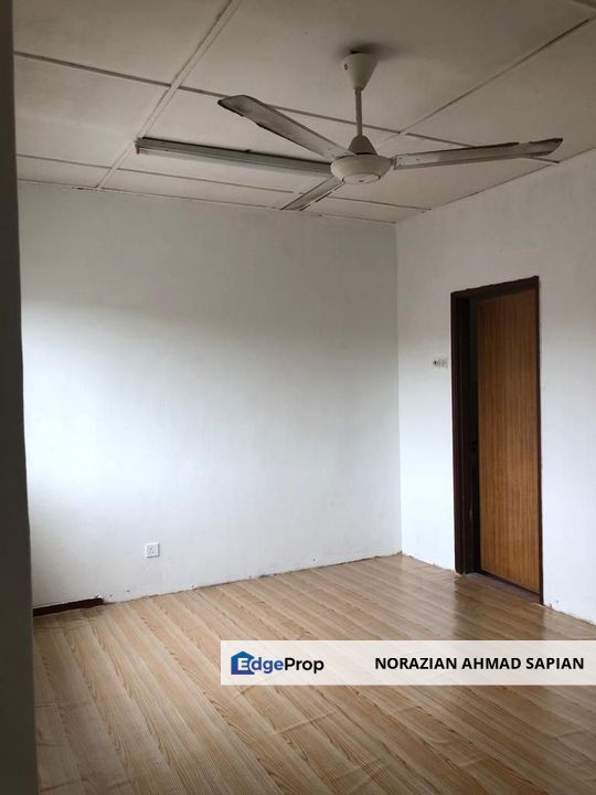 Taman Jaya Kapar Double Storey For Sale Partly Renovated, Selangor, Kapar 