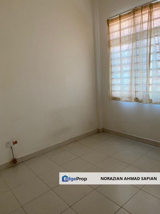 Dahlia Court Apartment For Sale Lowest Price, Selangor, Sepang