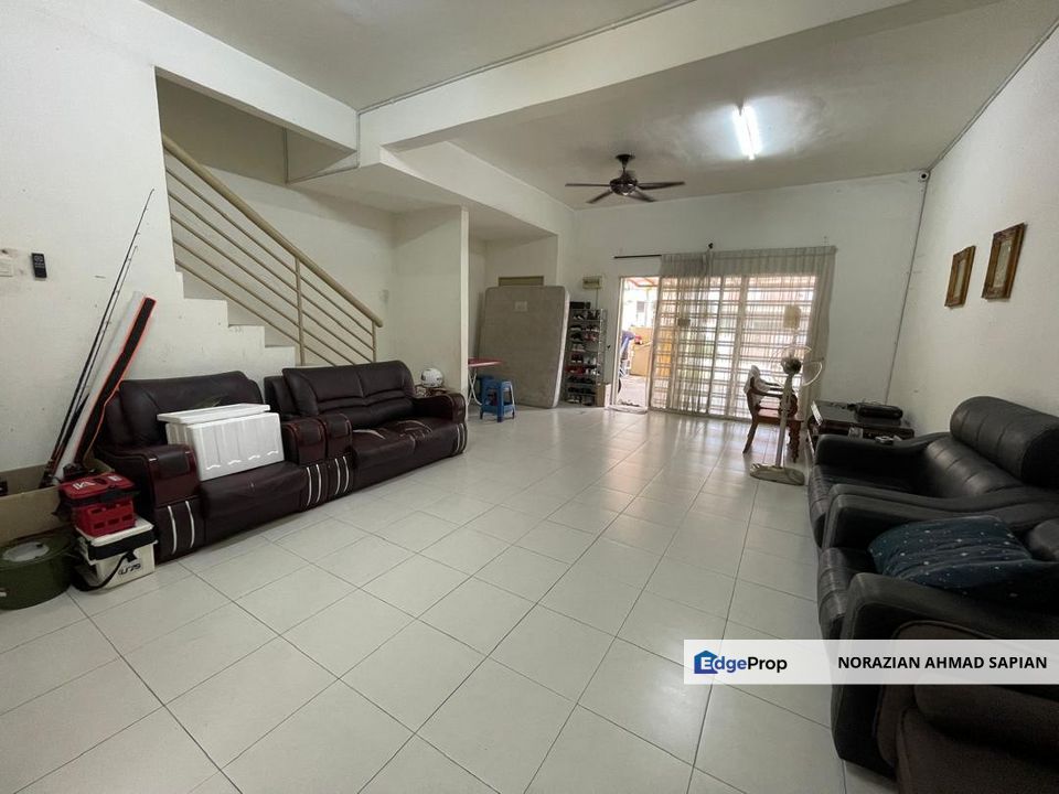 Taman Desa Salak Permai Double Storey For Sale Malay Reserve, Selangor, Sepang