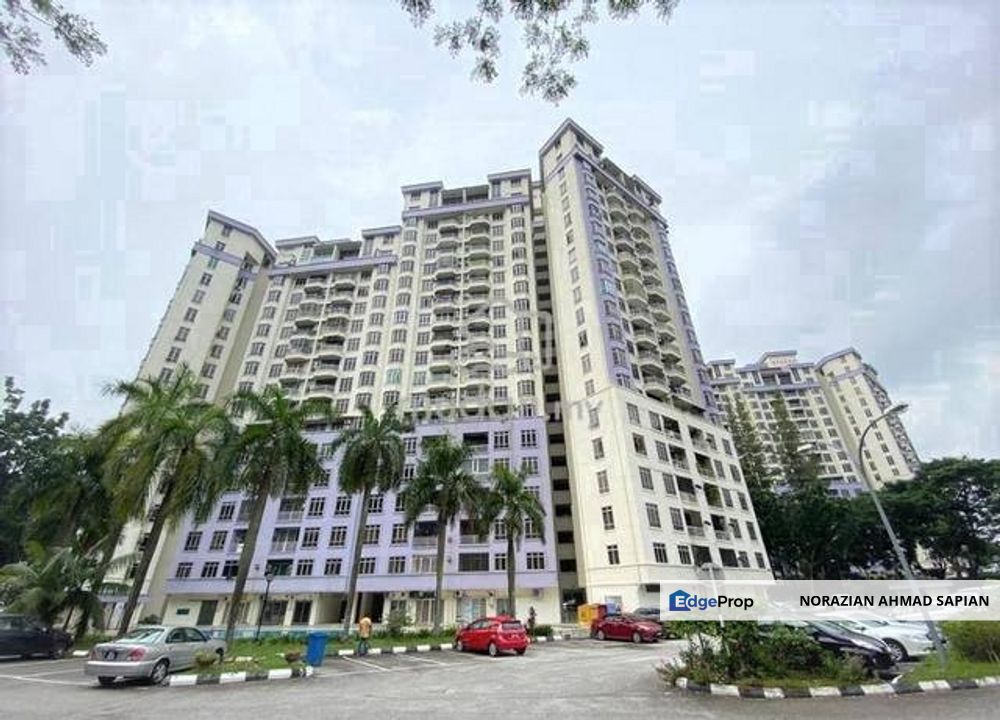 Impian Heights Condominium For Sale Partly Renovated, Selangor, Puchong