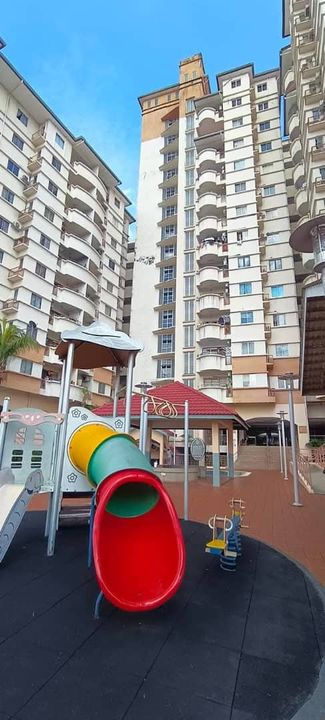 Astaka Heights Condominium For Sale Corner Unit, Kuala Lumpur, Cheras