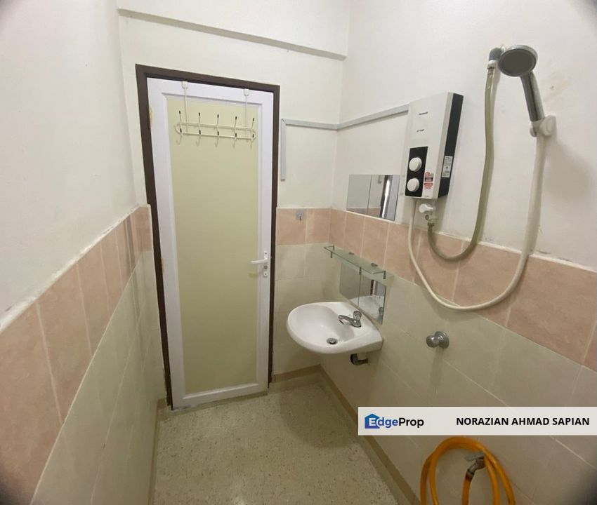 Pangsapuri Seri Pinang For Sale Partly Furnished, Selangor, Seri Kembangan