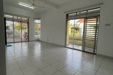 Bandar Baru Salak Tinggi