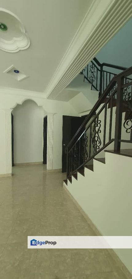 Bandar Seri Alam 2 Storey Fully Renovated Big Unit For Sale, Johor, Masai
