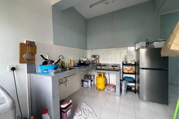 Mon Glori, , Bandar Baru Permas Jaya