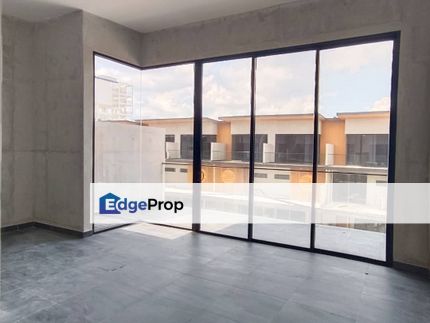 Taman Bukit Seni Kulai @ 3 Storey Terrace House For Sale, Johor, Kulai
