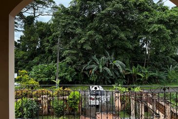 Taman Nong Chik Heights